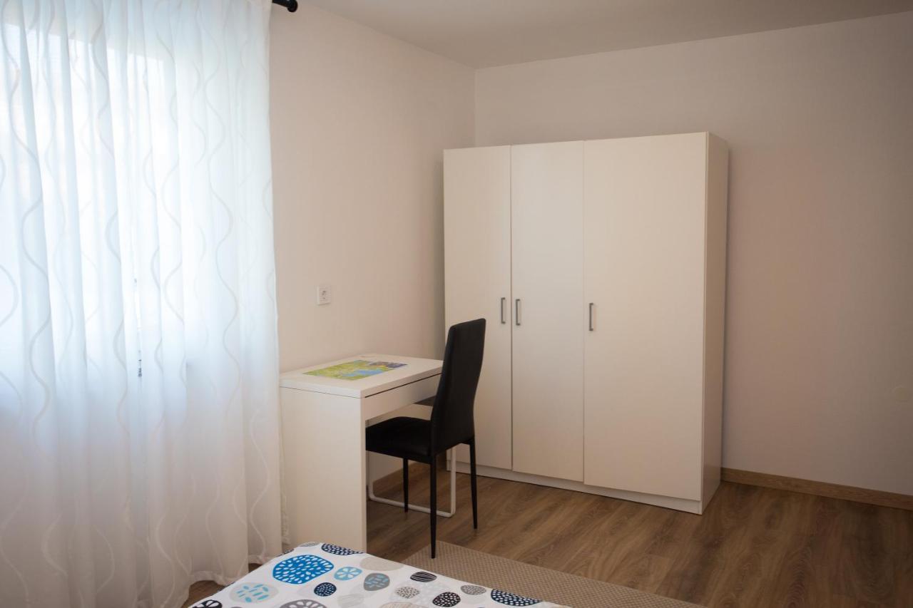 Apartman Girasol Pula Lejlighed Eksteriør billede