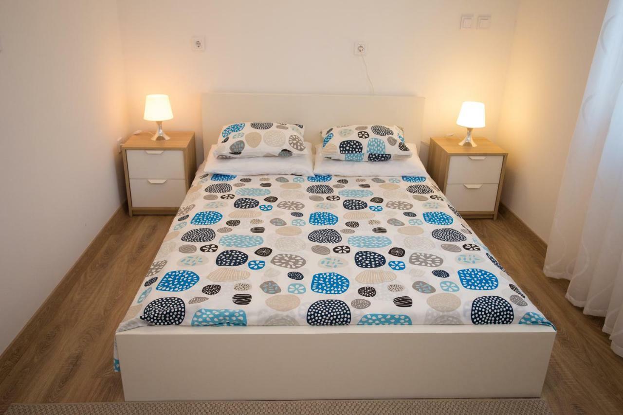 Apartman Girasol Pula Lejlighed Eksteriør billede